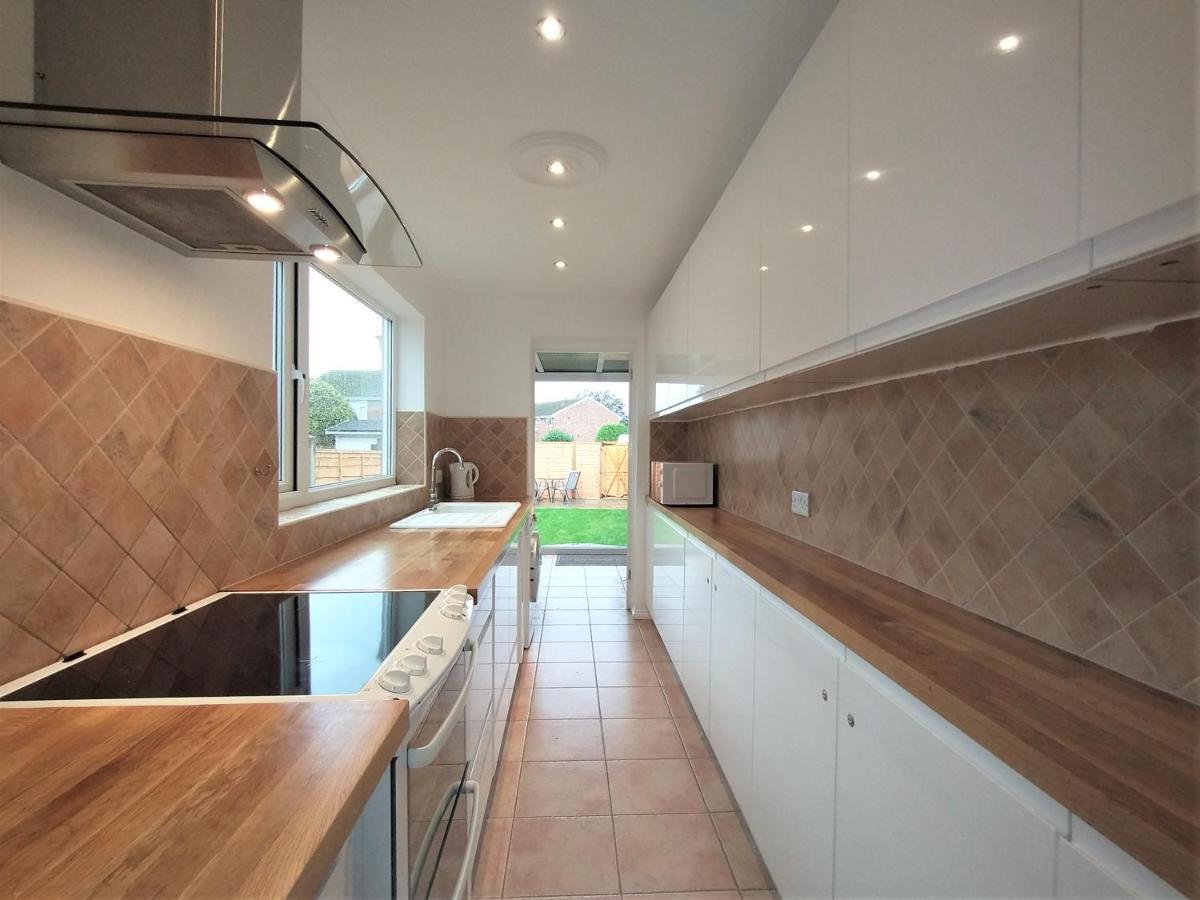 Chipad Duo - Comfy House With Parking And Garden Villa Chichester Kültér fotó